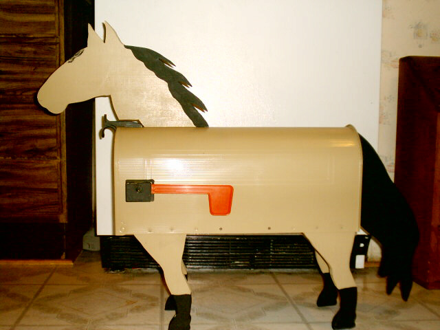 buckskin mailbox